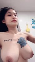 Bảo Trân 2k4 banh háng xoa mép bím hồng cực nứng