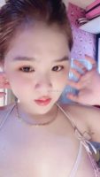 ThảoHiền02 ngồi se đầu dú cho anh em coi nè