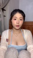 Lanxinhyeu mặc đồ ngủ sexy, khoe khe vú trắng nõn