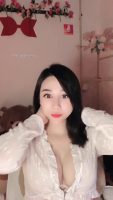 Hot Idol Ni tâm hồn tròn xoe, trắng bốp
